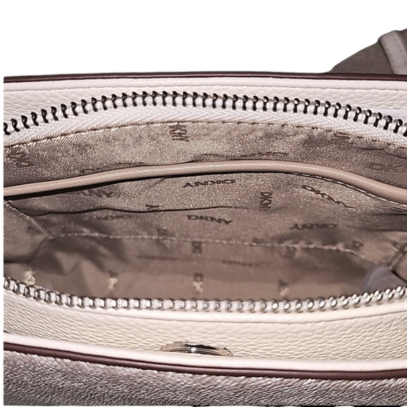 DKNY MADDY CROSSBODY  PURSE - Picture 6 of 7